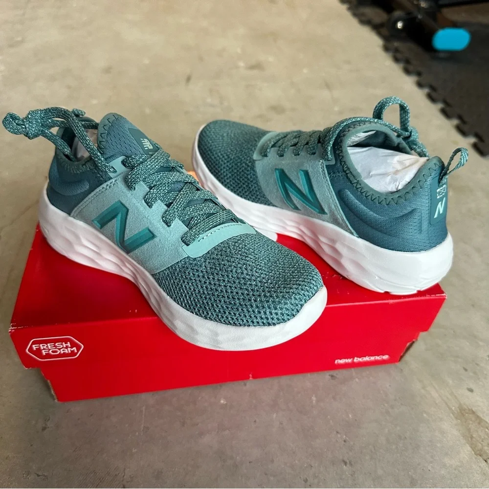 NEW BALANCE WOMENS FRESH FOAM SPORTY V2  RUNNING SHOES SIZE 5 WSPTCB2